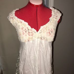 Anthropologie top with floral and crochet